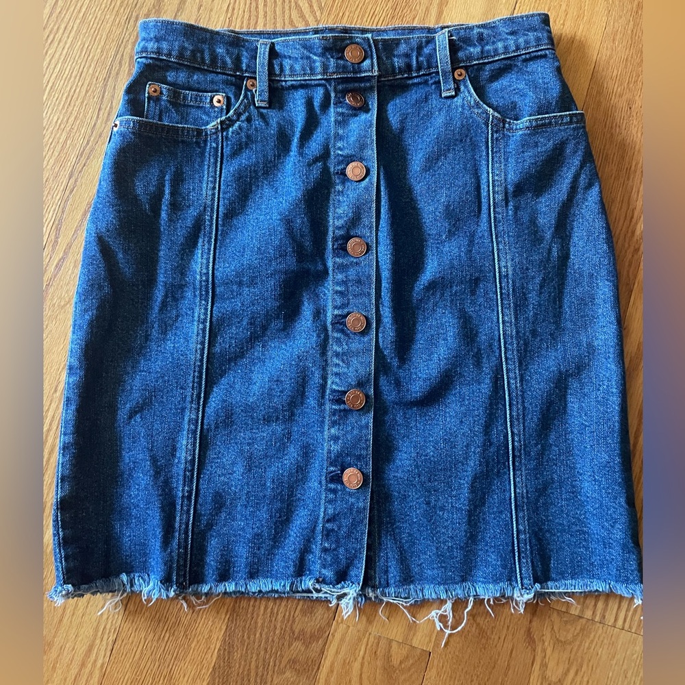 GAP Denim Button Down Front Pocket Skirt size 27